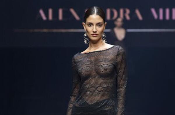 Alexandra Miro |春夏2024 |全展